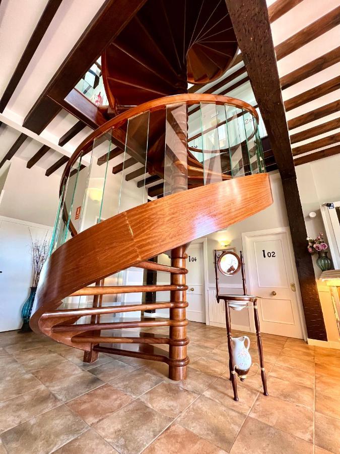Hotel Villa Maria Revilla De Camargo Zewnętrze zdjęcie