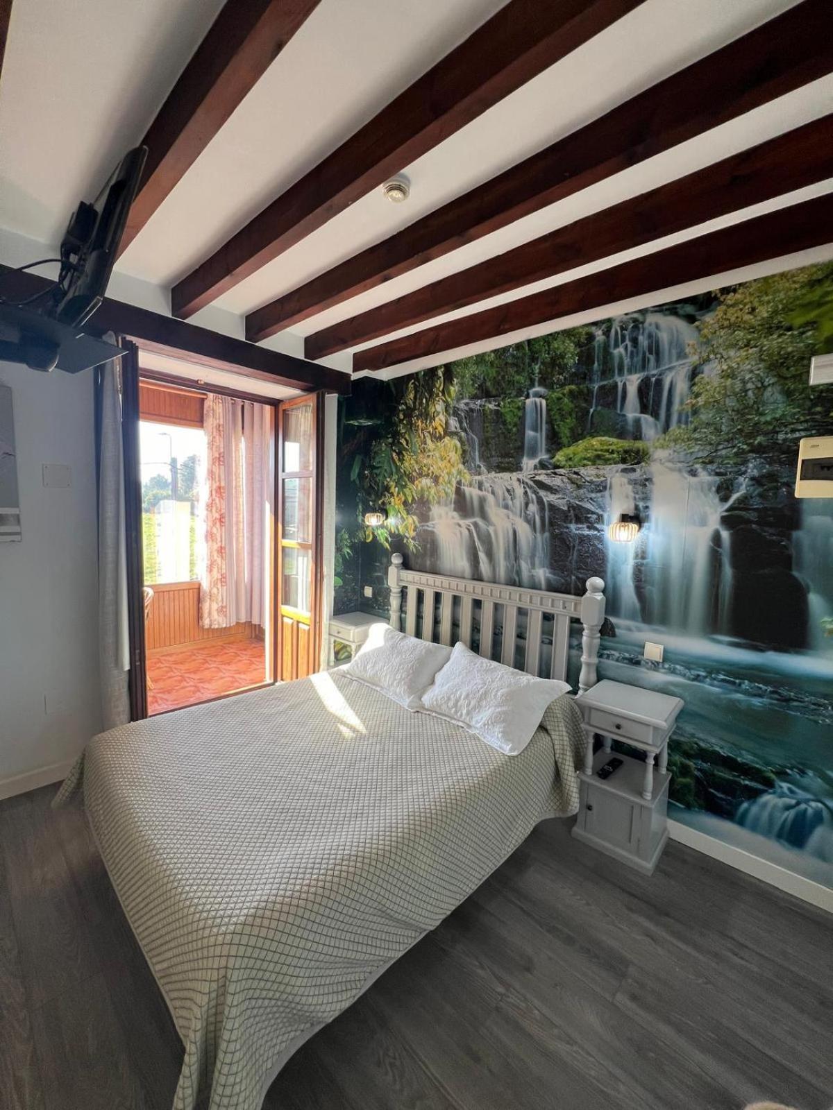 Hotel Villa Maria Revilla De Camargo Zewnętrze zdjęcie